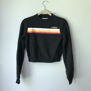 Hollister Cropped Sweatshirt w Retro Stripe